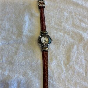 Brighton Reversible Brown/Black Band Leather Strap Watch Needs Battery